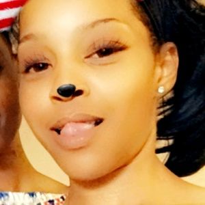 Meet your Posher, Brooke ?lyn